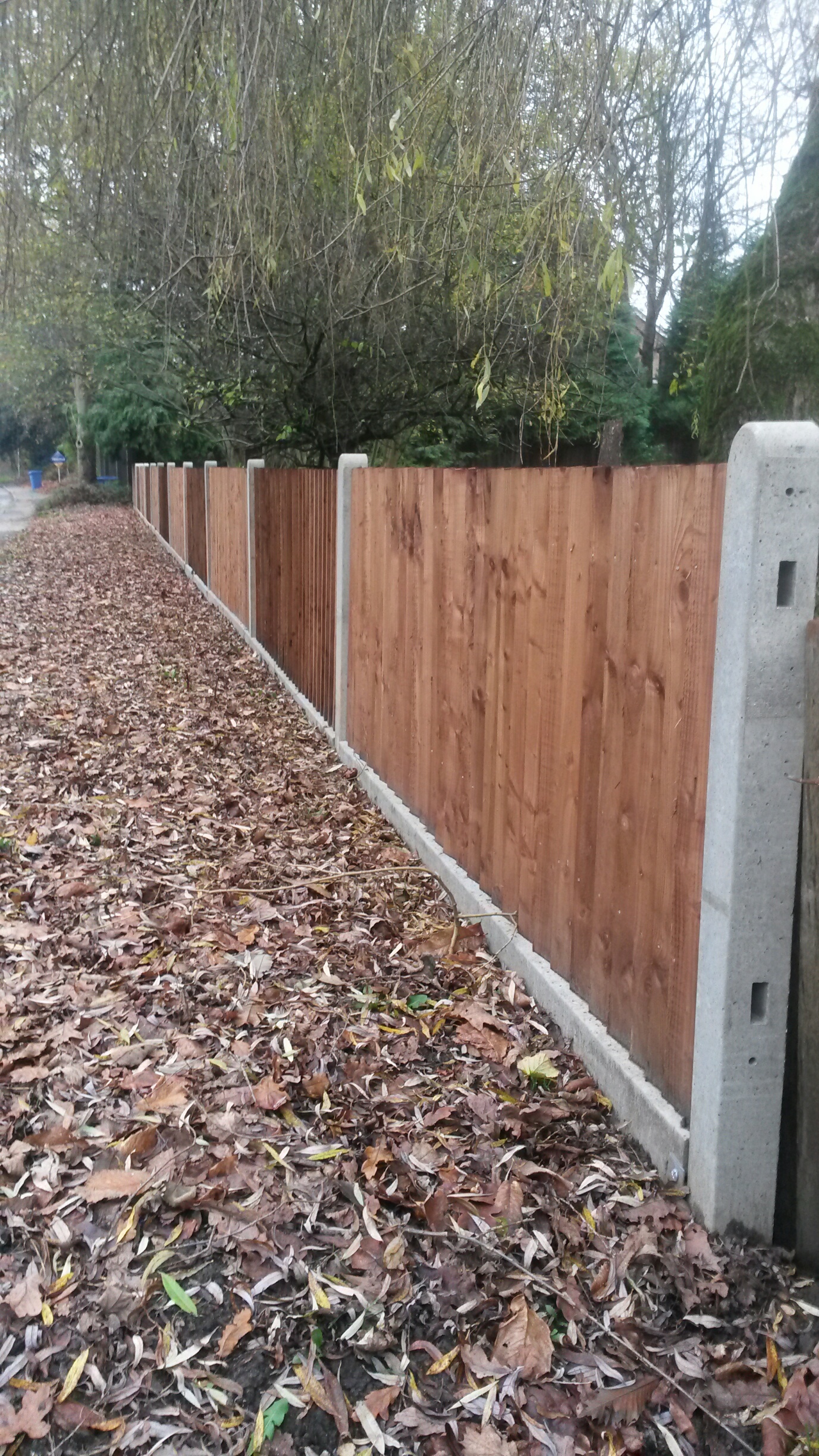 BROWN PRESSURE TREATED CLOSEBOARD... Quality Fencing and Gates